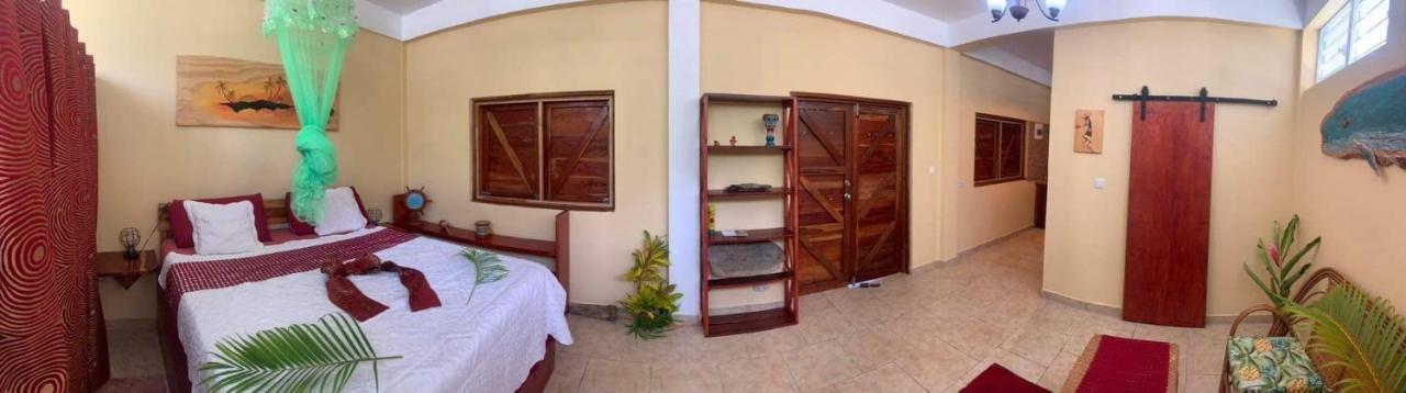Orchid Resort Ltd Guillet Exterior foto