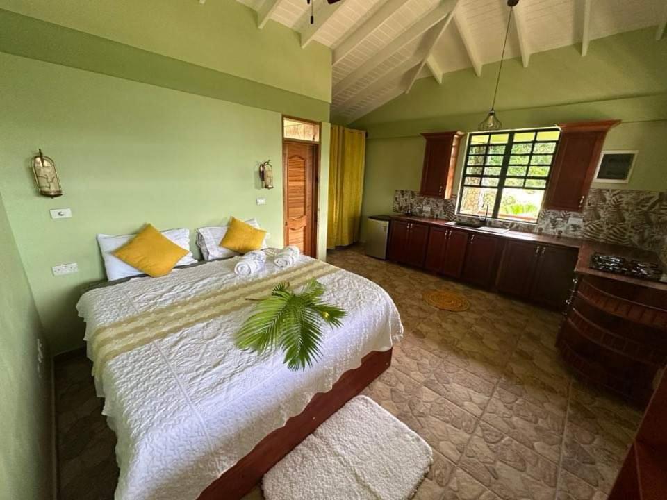 Orchid Resort Ltd Guillet Exterior foto